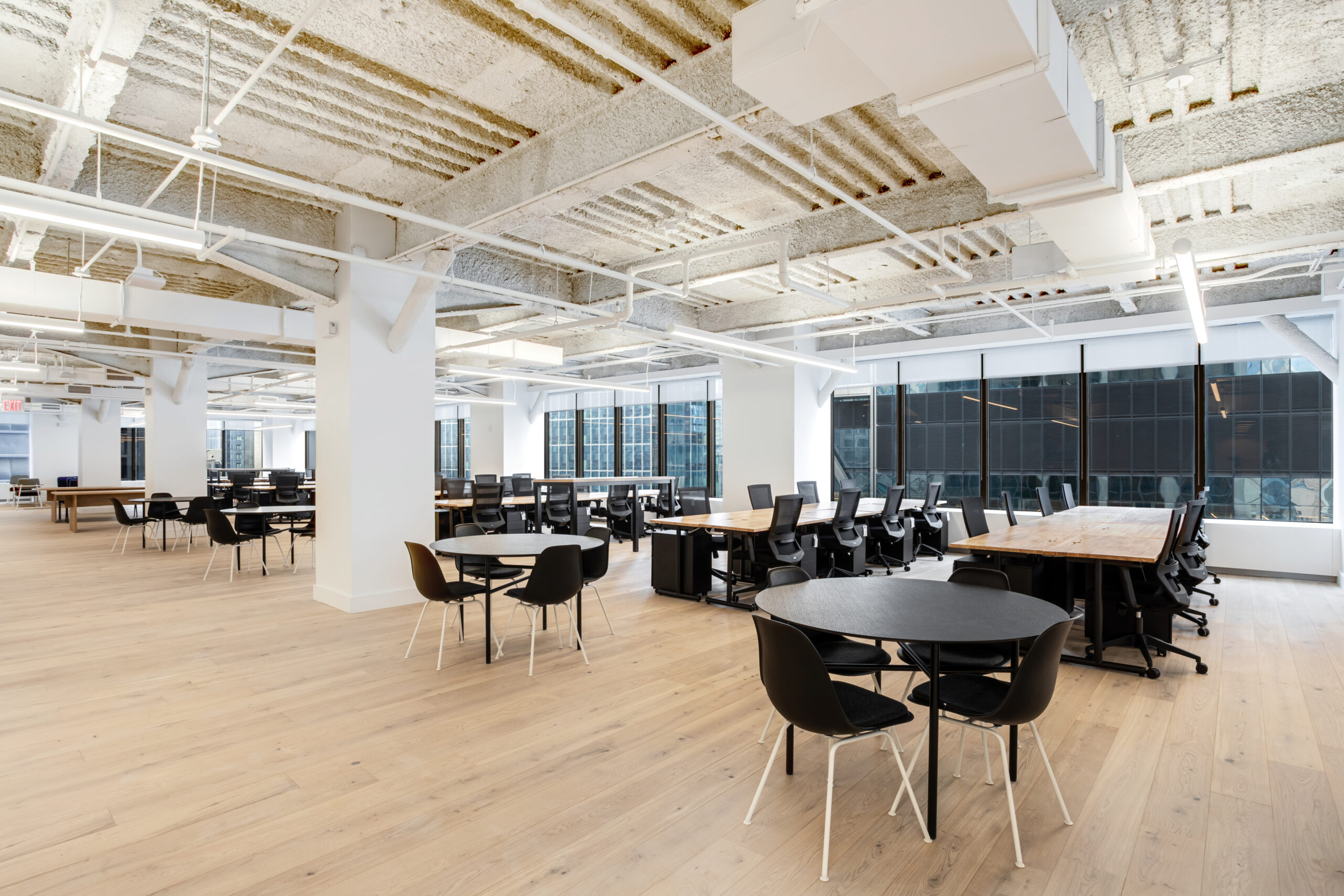 wework meeting space at 22 Cortlandt tables chairs